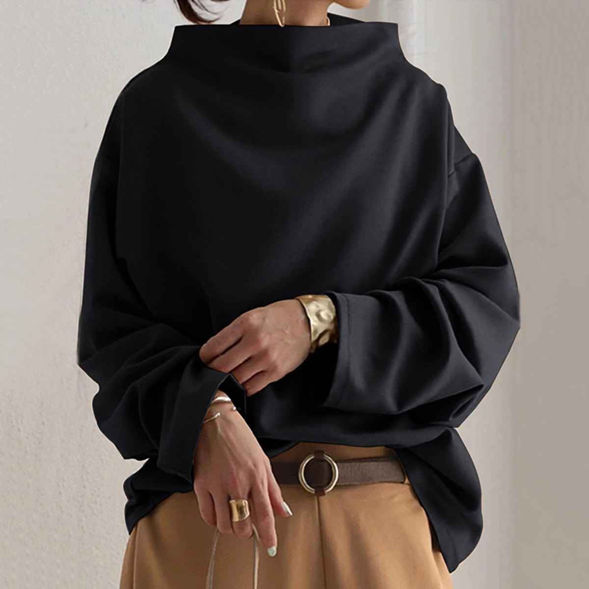 Lisa | Top casual con colletto alto